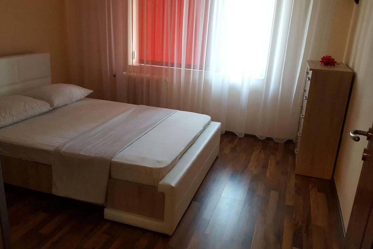 Apartament Gia Oradea Exterior photo